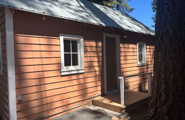 Studio unit close to beach Gallery 2