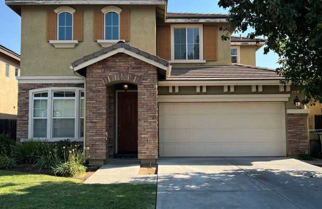 Memory updated Here’s a customized marketing description for your rental property:  Spacious Home for Rent in a Desirable Fresno Neighborhood Gallery 3