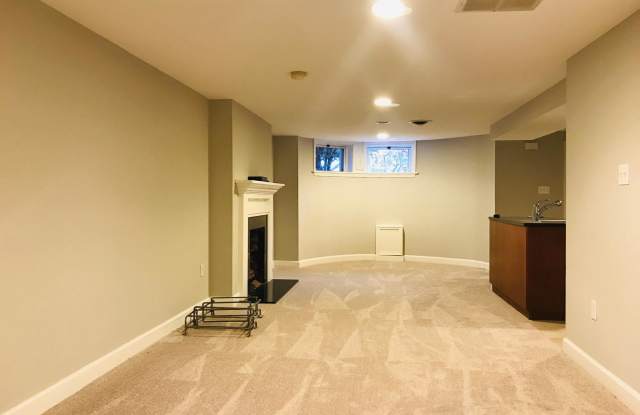 2511 CLIFFBOURNE PLACE NW Gallery 2