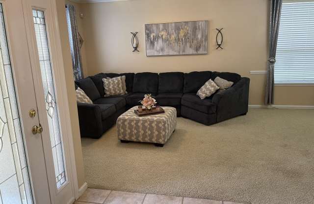 2543 WILLOW CREEK Drive Gallery 4