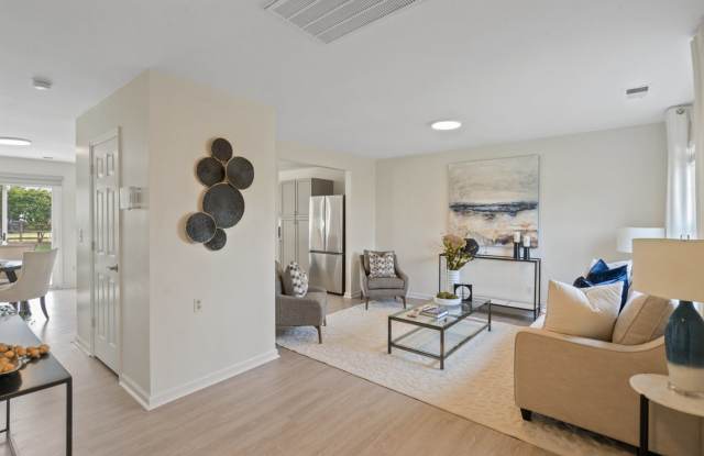 T.R. Lawing Realty Property Gallery 4