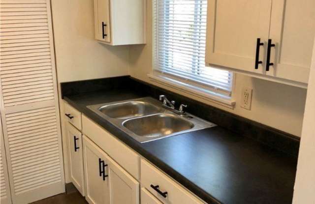 Rosemond Apartments Gallery 3