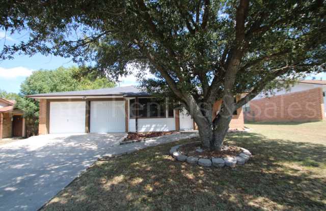 Bright and Open 3 Bedroom Home in Cove! photos photos