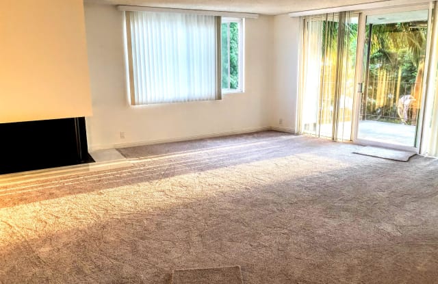 120 Grand Avenue - 210 - 120 Grand Avenue, Long Beach, CA 90803
