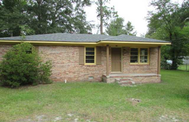 Close to Lakewood High School - 373 Seminole Road, Lakewood, SC 29150