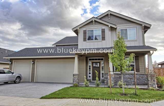 5 bed 3 bath near Frontier Middle and Pioneer Elem Schools photos photos