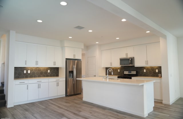 175 Magnet - 175 Magnet, Irvine, CA 92618