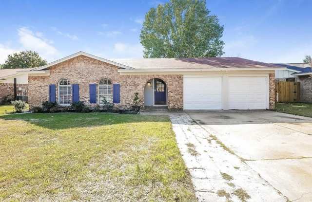440 E Taylor Street - 440 East Taylor Street, Keller, TX 76248