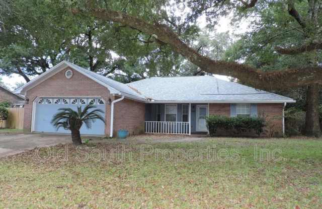 7663 Charter Oaks Dr - 7663 Charter Oaks Drive, Ferry Pass, FL 32514