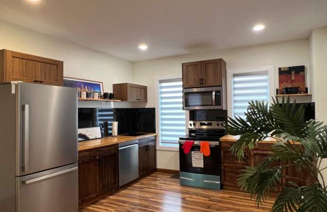 Detroid Shoreway Renovated 4 Bedroom, 2 Bath House with Detached Garage photos photos