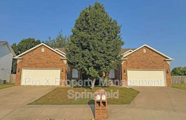 717 E Watermill Cir Gallery 1