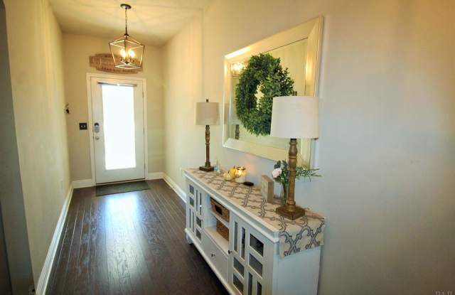 9125 BROOKLINE DR Gallery 4
