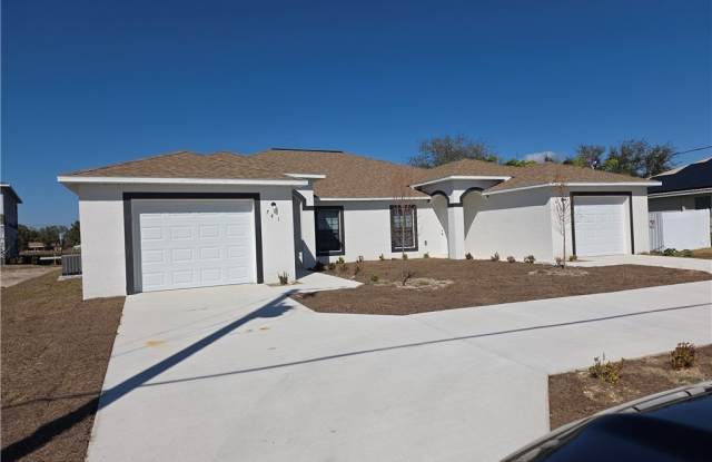 739 SW 9th Street photos photos