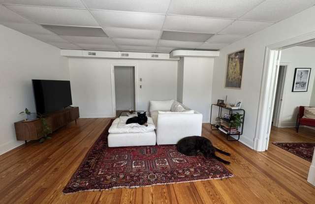 410 Chesapeake Drive Gallery 4