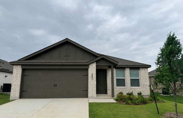2032 Derby Lane photos photos
