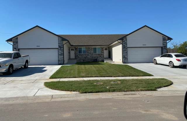 4 Bedroom duplex close to McConnell AFB!!! photos photos