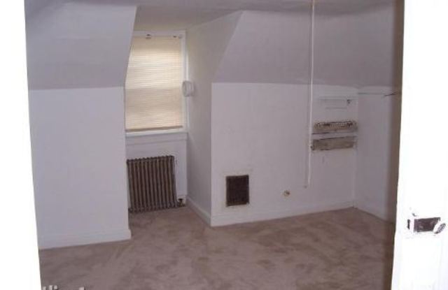 25 PEARL ST - 25 Pearl Street, Inwood, NY 11096