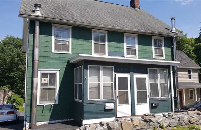 152 Orange Turnpike - 152 Orange Turnpike, Sloatsburg, NY 10974