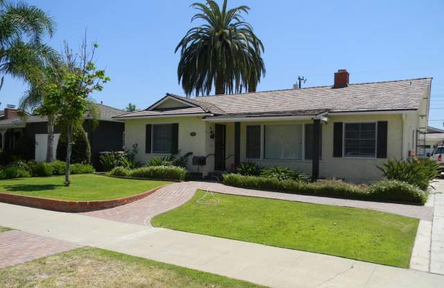 425 N Shattuck Pl - 425 North Shattuck Place, Orange, CA 92867