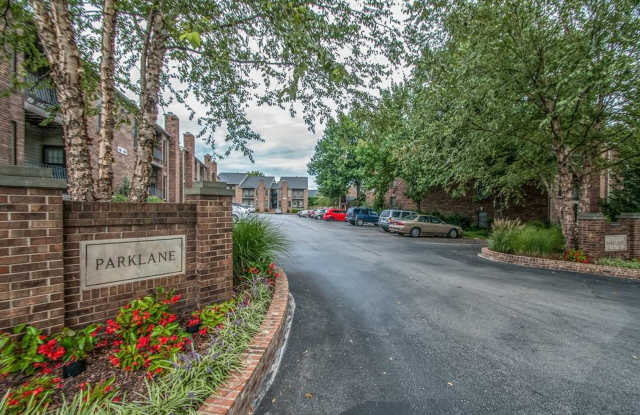 Awesome 2BE/2BA condo located in the heart of Sylvan Park community! - 517 Sloan Road, Nashville, TN 37209