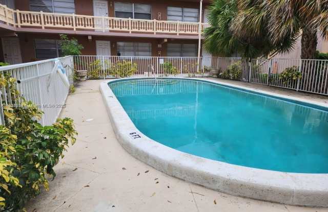 241 SE 9th Ave photos photos