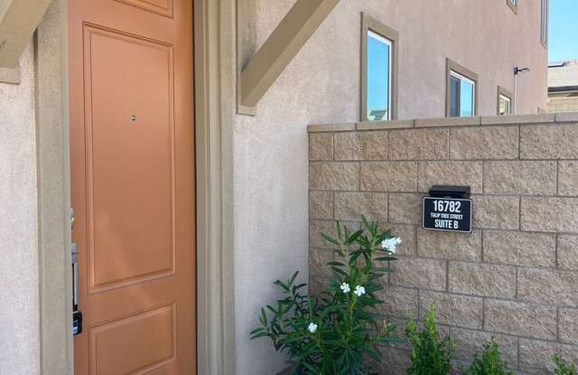1+1 ALL UTILITIES INCLUDED!! GREAT NEIGHBORHOOD - PRIVATE - AVAILABLE NOW!!! - 16782 Tulip Tree Street, Fontana, CA 92336