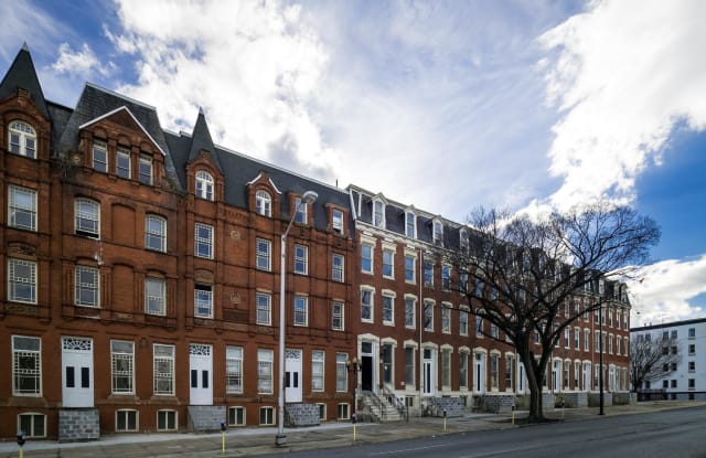 301 E NORTH AVENUE - 301 East North Avenue, Baltimore, MD 21202
