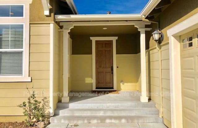 233 JACQUELYN LANE - 233 Jacquelyn Lane, Petaluma, CA 94952