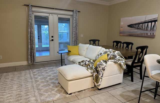 6331 Causeway Road photos photos