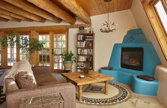 2BR/2+BA Earthship w/views, hot tub in El Prado (furnished/unfurnished) photos photos