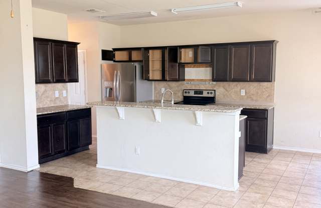 5404 Waterbank Lane Gallery 3