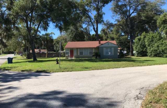 5623 Dickson Rd - 5623 Dickson Road, Jacksonville, FL 32211