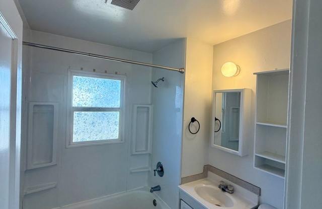 2033 Reclamation Avenue | 2 Bedroom, 1 Bath Home with Detached Garage Gallery 4