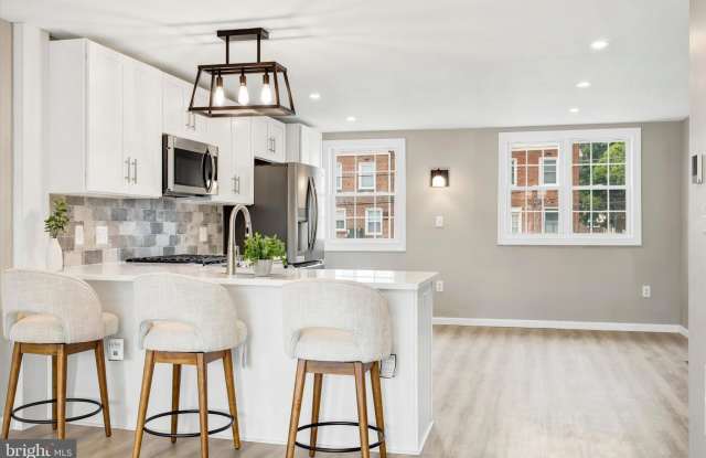 925 MAPLE Avenue photos photos
