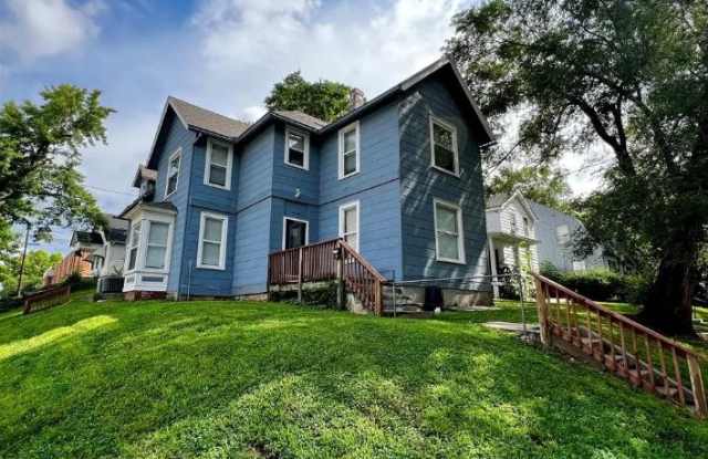 428 Olive St - 428 Olive Street, Leavenworth, KS 66048