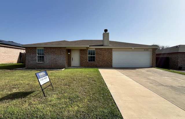 PRICE REDUCTION & NEW IN MANAGEMENT -COMING SOON! Gallery 1