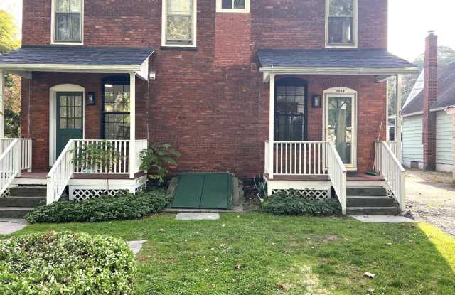 308 Bishop Avenue photos photos