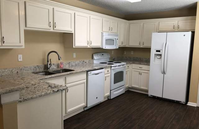2923 Golden Pond Gallery 2