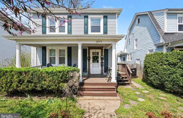 803-B WOLFE Street photos photos