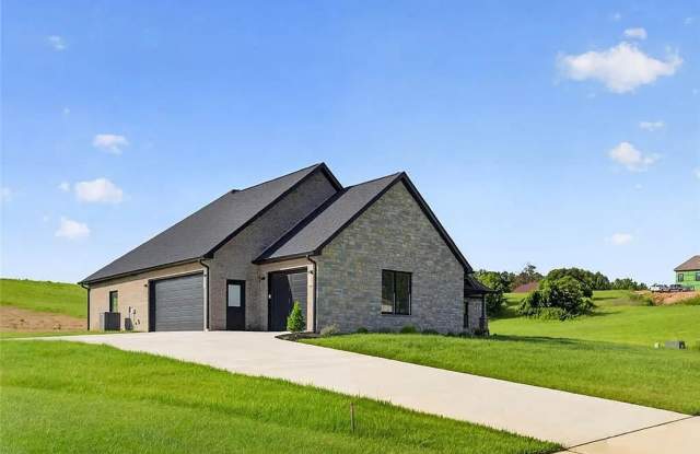 Beautiful Home For Rent in Dalhousie Subdivision Gallery 3