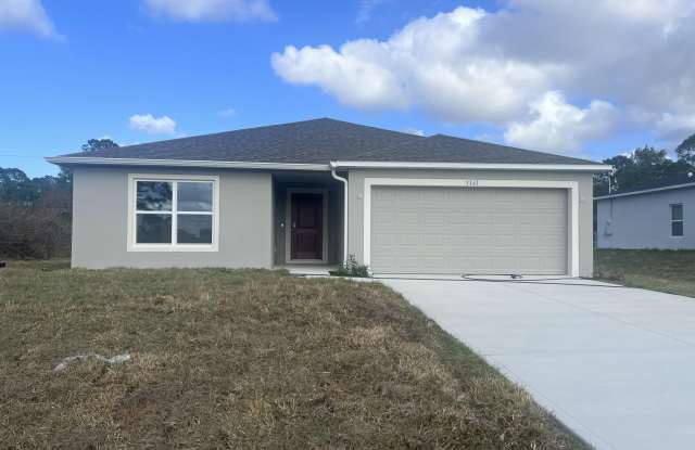 3161 Fergus Avenue photos photos