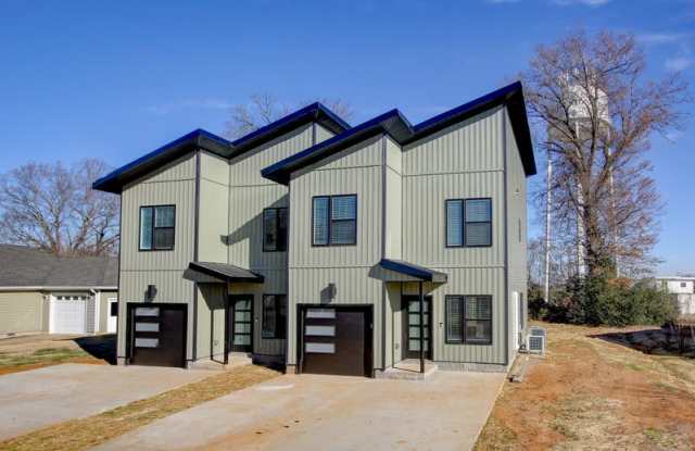 102 Rosenwald Street Gallery 4