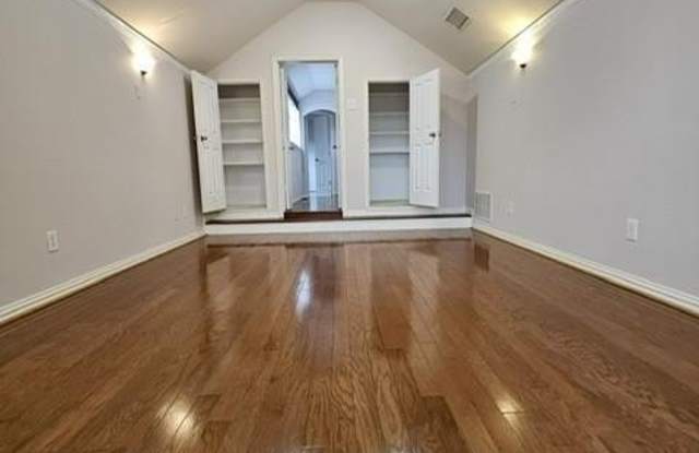 1221 Capital Drive Gallery 2
