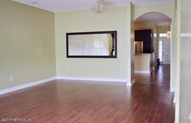 1644 HAWKINS COVE DR E Gallery 2