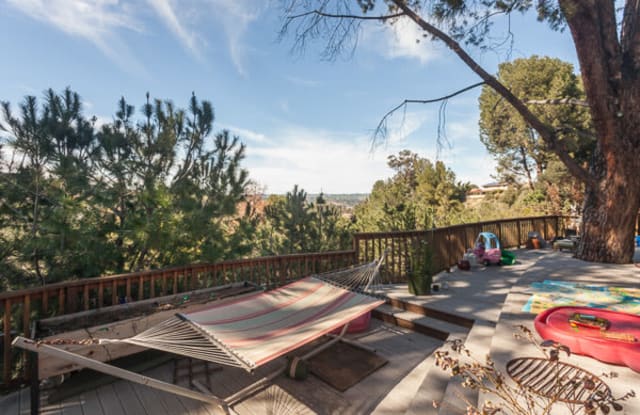 4125 Pulido Ct - 4125 Pulido Court, Calabasas, CA 91302