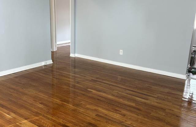 258 Bath Avenue Gallery 2