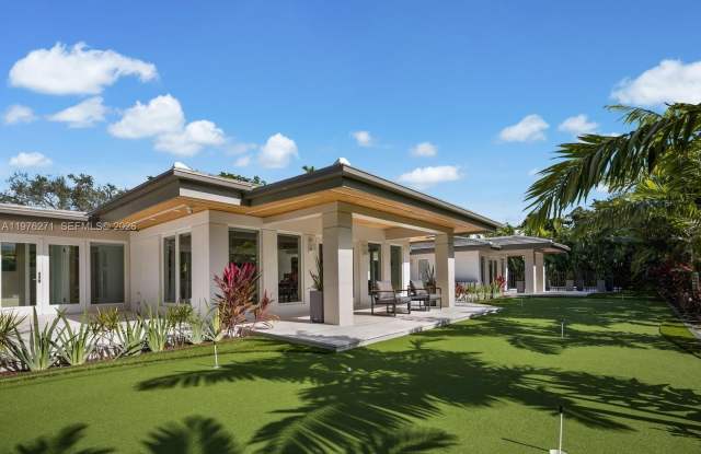 4144 Pinta Ct photos photos