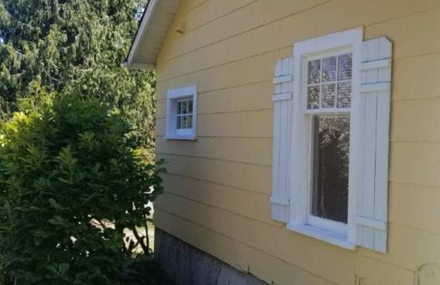 Cozy One Bedroom House For Rent In Port Hadlock Gallery 3