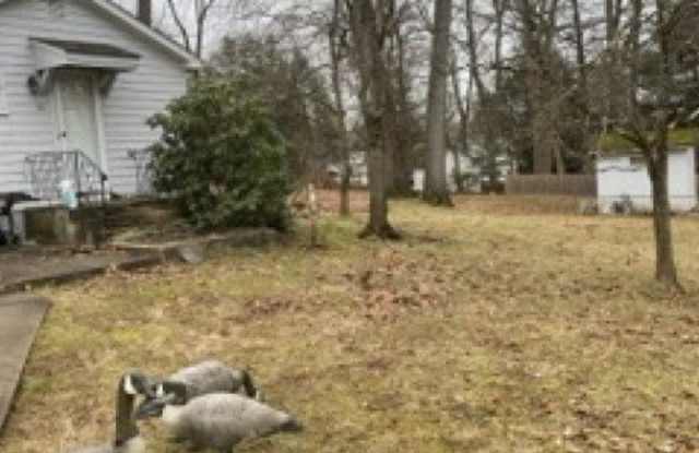77 Wardle Ave photos photos
