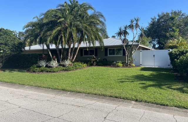3052 Tyrone Lane photos photos